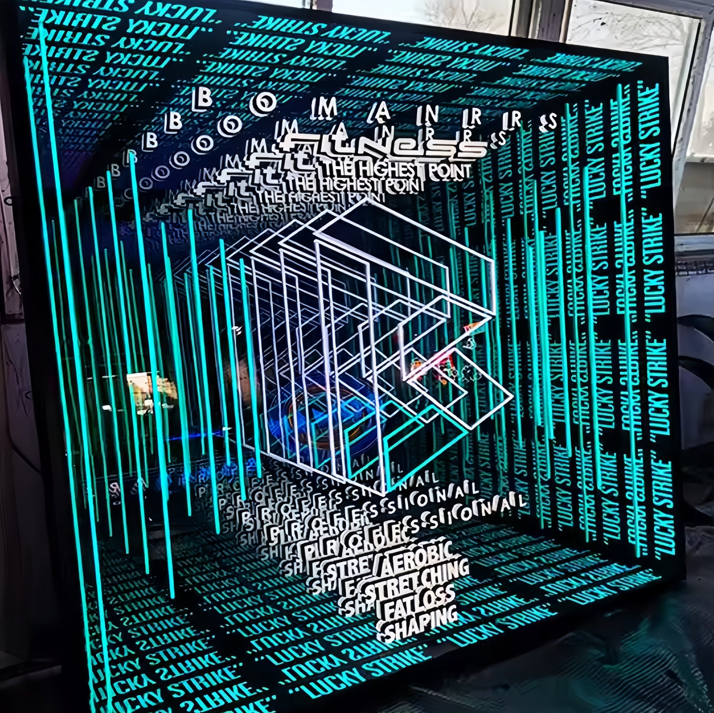 Miroir mural personnalisé avec enseigne néon RGB Infinity